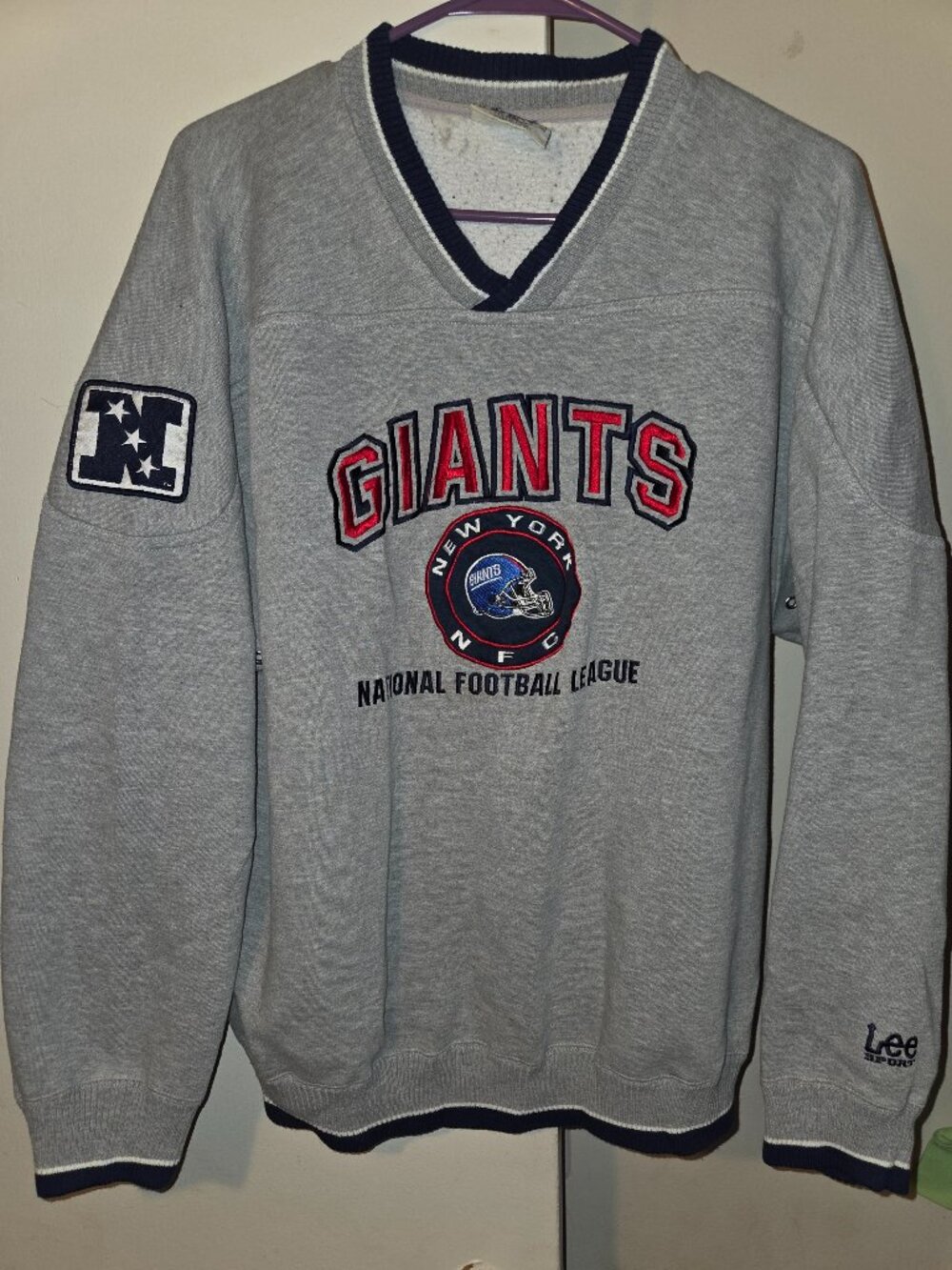 Mens vintage NY Giants sweatshirt rare size large